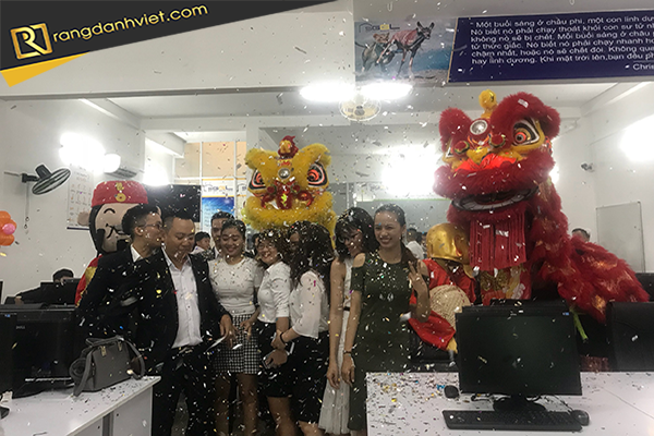 cung cấp lân sư rồng khai trương