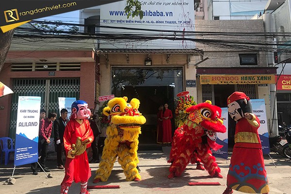 cung cấp múa lân sư rồng khai trương