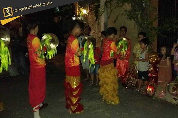 Rước đèn ông sao