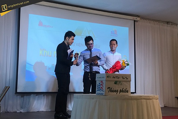 mc lễ mở bán sản phẩm