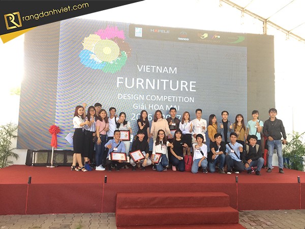 lễ kỉ niệm thành lập liên minh tiêu dùng