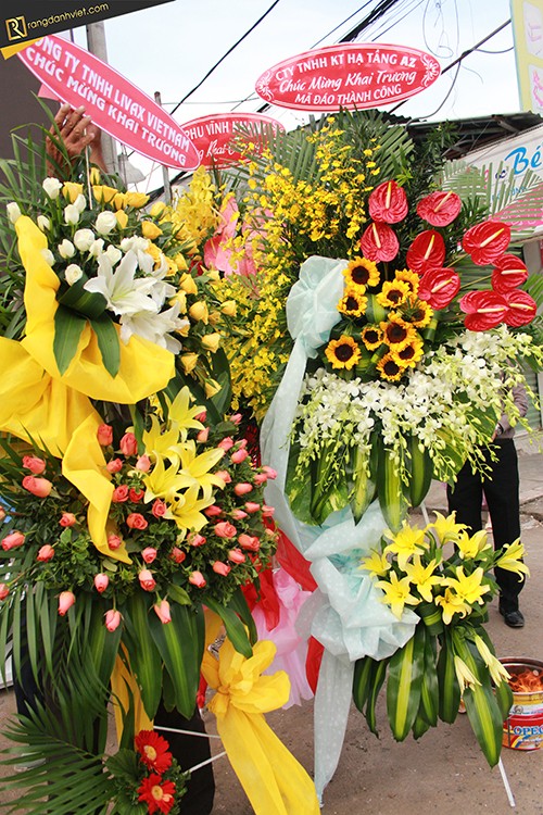 Hoa chúc mừng khai trương