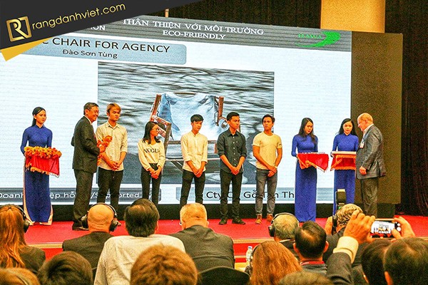 Trao thưởng cho các nghệ nhân