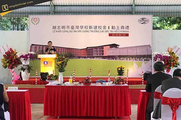 Cúng trong lễ khởi công động thổ