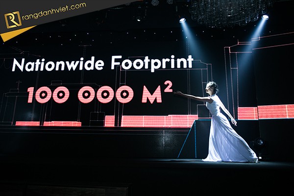 Tổ Chức Lễ Kỷ Niệm Thành Lập Với Dàn Thiết Bị Hiện Đại