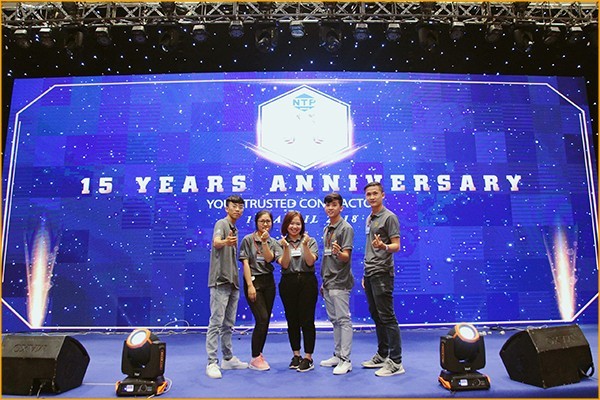 nhân sự tổ chức lễ kỷ niệm