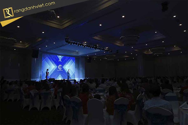 địa điểm tổ chức tất niên