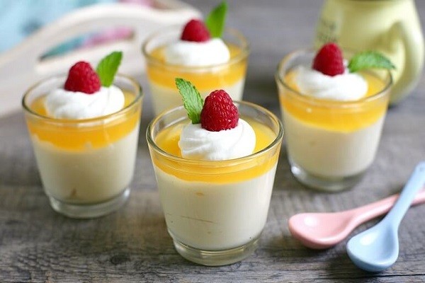 bánh mousse cho tiệc tất niên