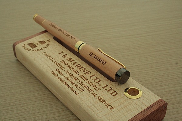 Tặng viết cho nhân viên