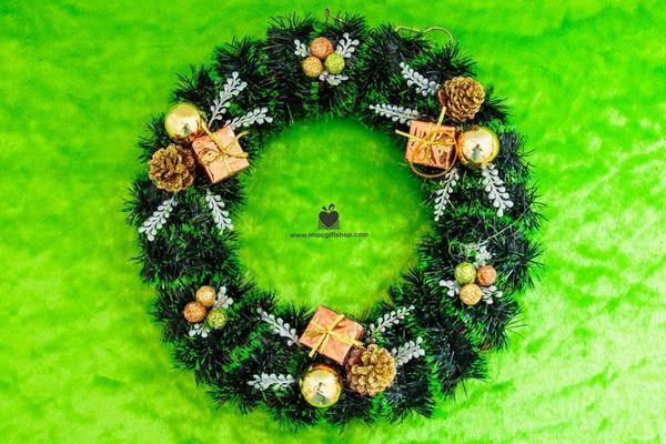 vòng nguyệt quế giáng sinh