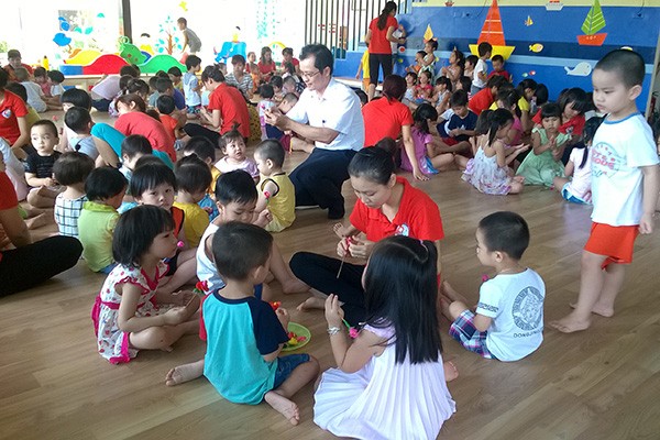 Nặn tò he mùa trung thu