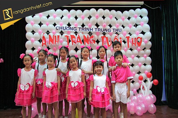 Hợp ca thiếu nhi trong ngày trung thu