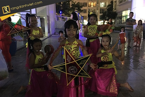 đêm hội trăng rằm